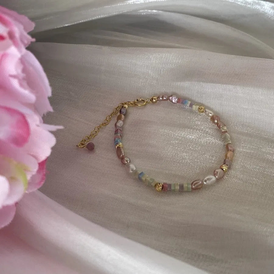 Women's natural pearl bracelet and necklace set with 14K gilded purple silver pieces and irregular U-shaped pearls.