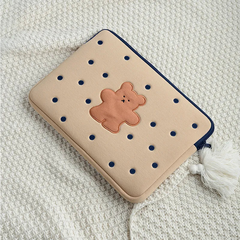 Embroidered laptop sleeve with animal pattern for 13.6-inch to 15.6-inch computers