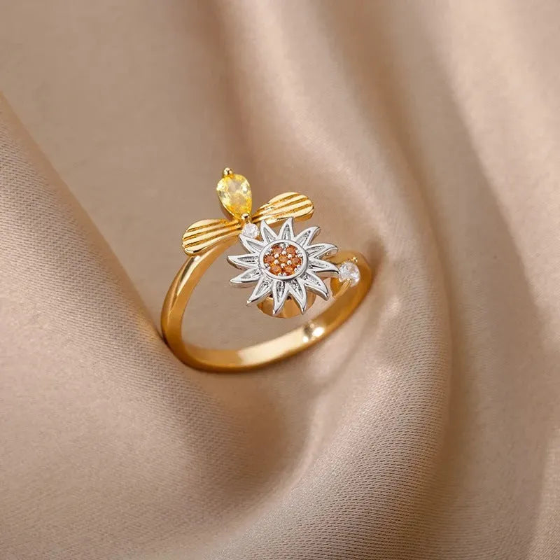 Women's adjustable rotatable decompression ring in gold or platinum electroplated copper