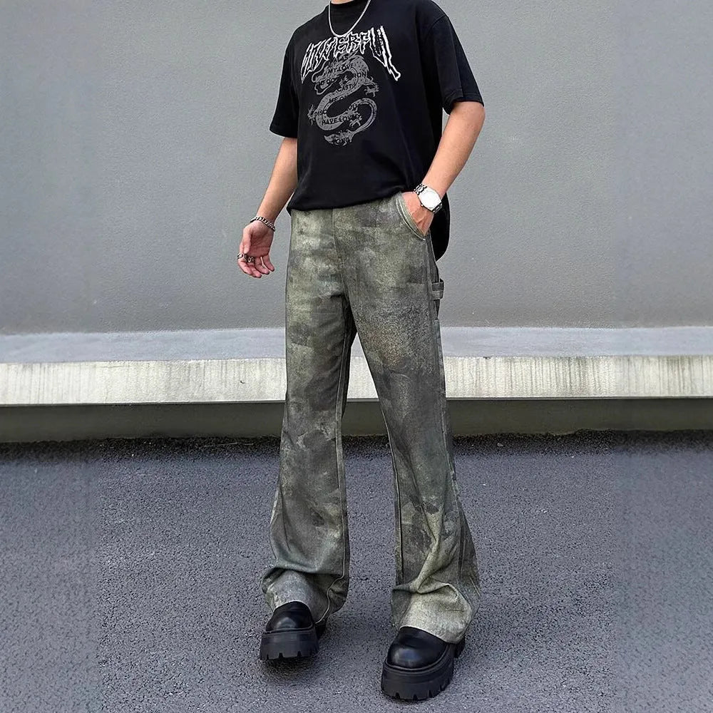 Men's camouflage print straight leg jeans in cotton denim fabric with retro digital pattern