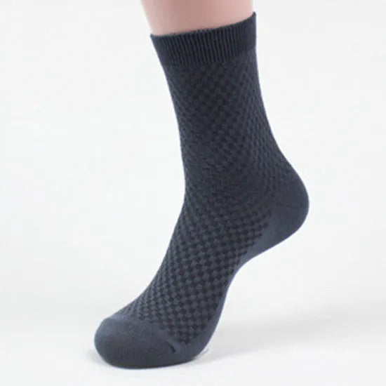 Men's bamboo fibre socks with small square pattern in five colour options