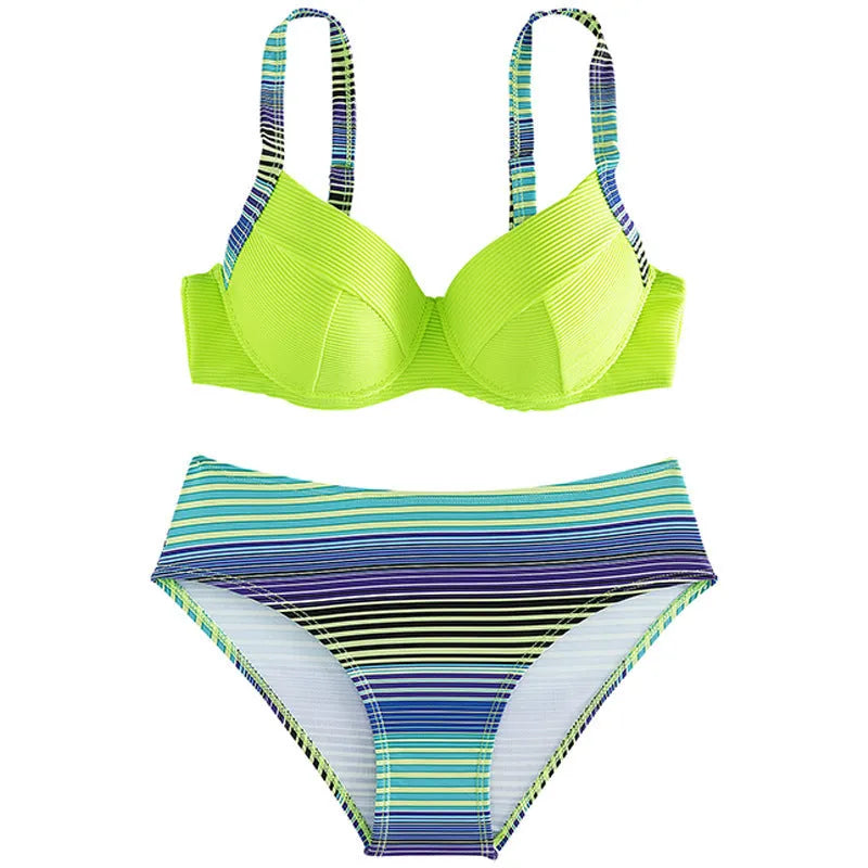 Green printed women's halter bikini with split briefs swimwear set