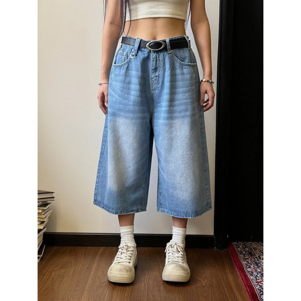 Men's straight loose fit jeans shorts in true ran denim fabric for summer wear
