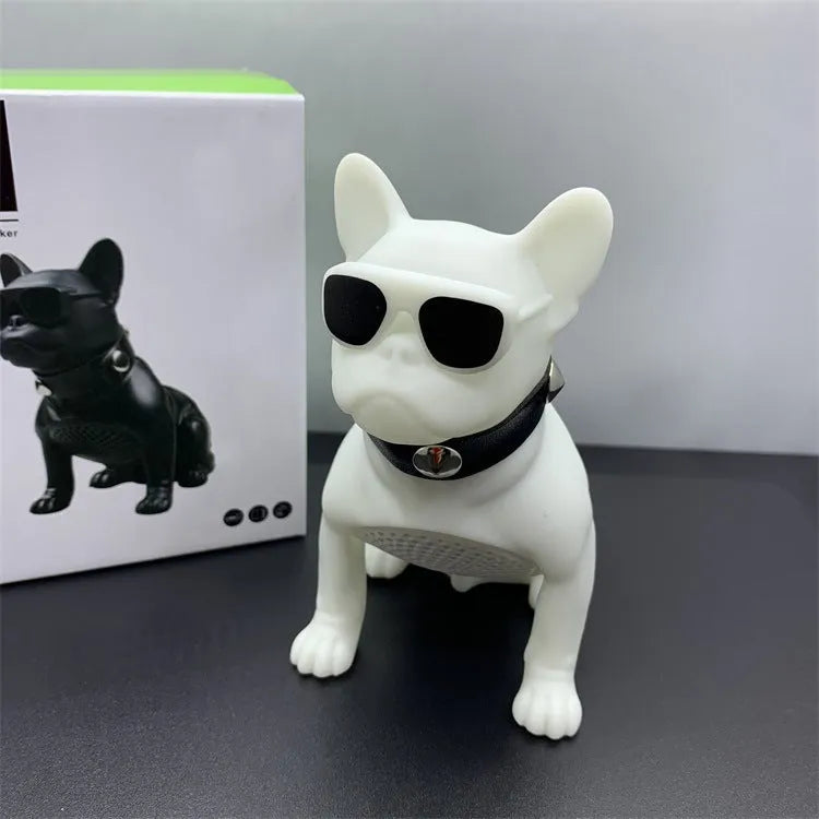 Mini bulldog-shaped Bluetooth wireless speaker in black, red or white colours with 10m range