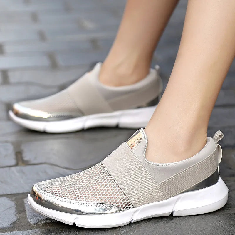 Women's blue mesh sneakers with low tube height and PU midsole casual footwear