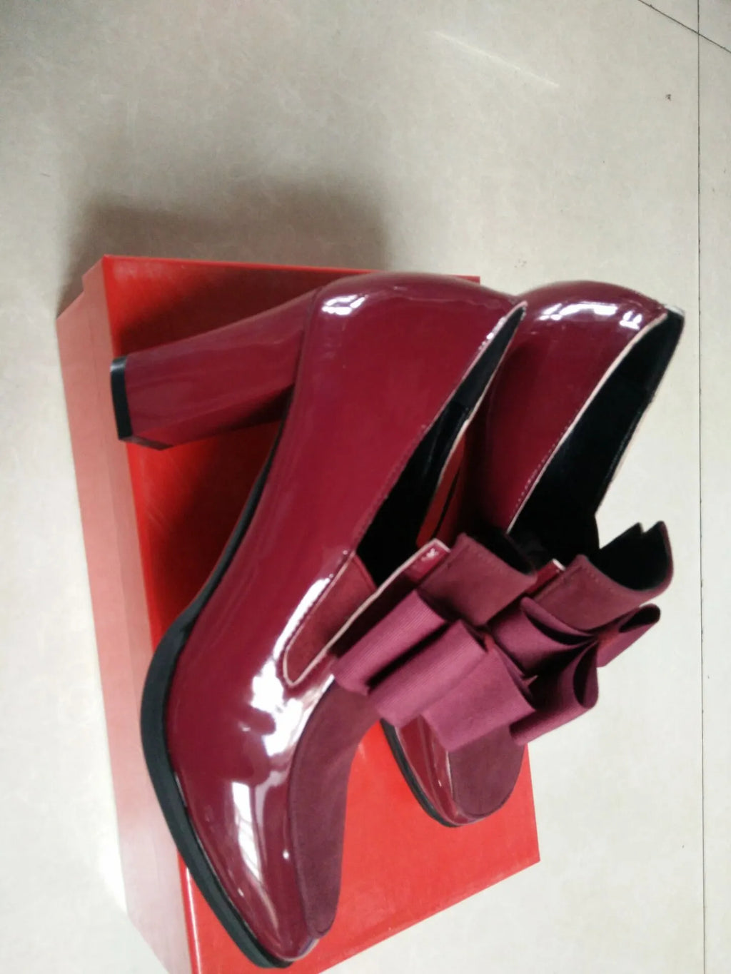 Black patent leather women's high heel shoes with thick heel and square toe