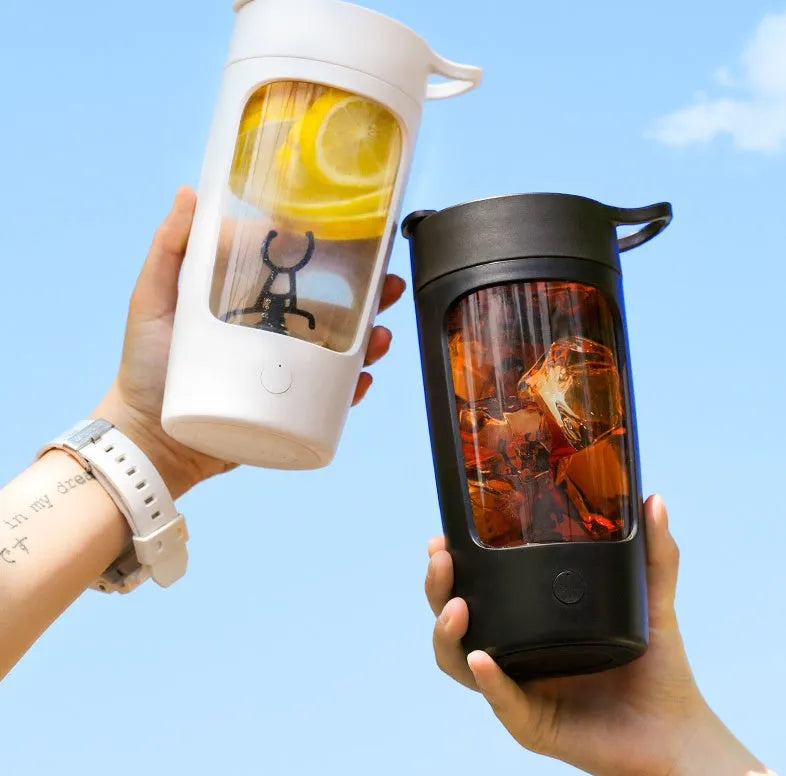 Portable juice blender automatic mixing cup in four colours with 650ml capacity