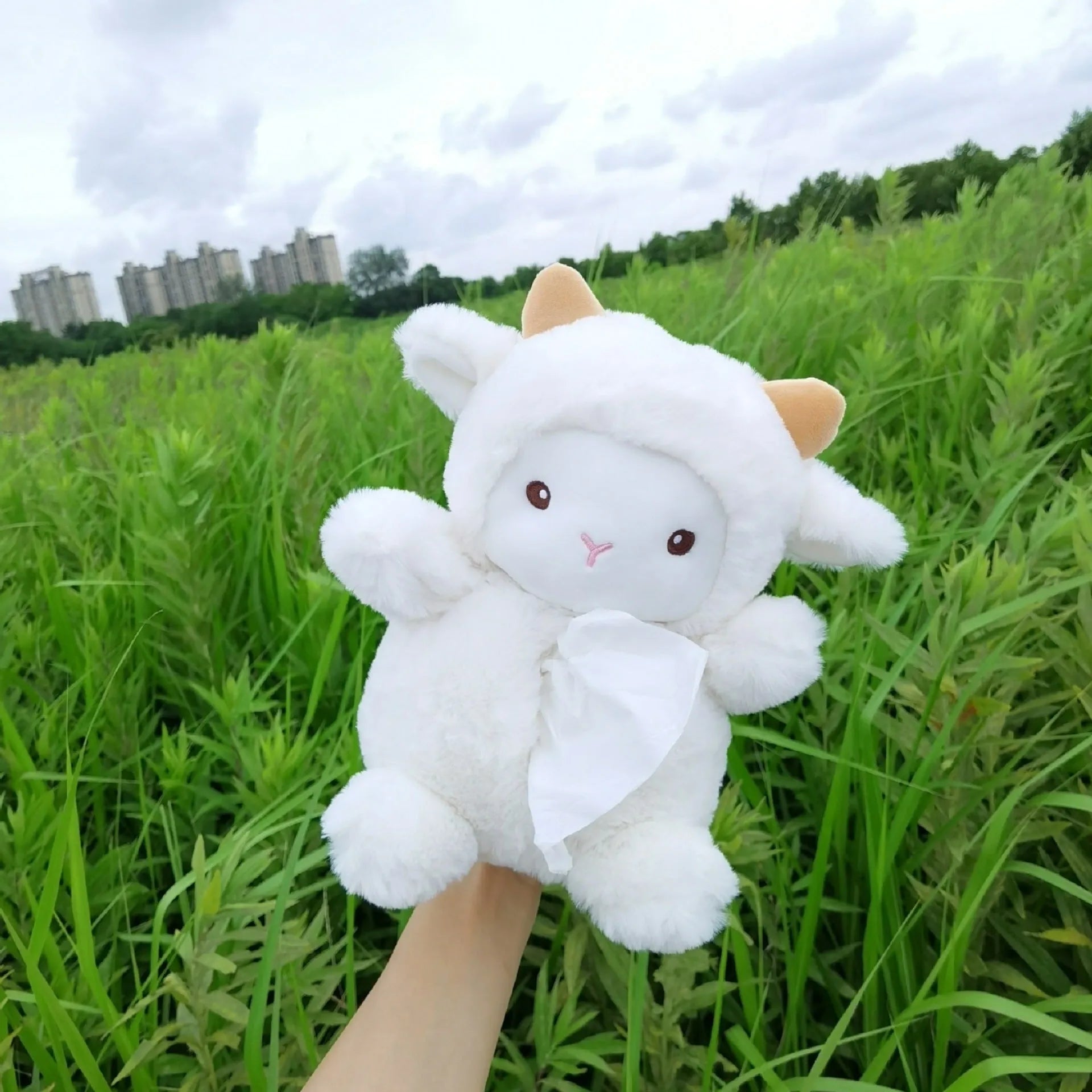 Plush cartoon lamb car tissue box cover for automobile and home decoration