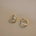 S925 sterling silver fishtail hoop earrings with gold plating in 8mm size