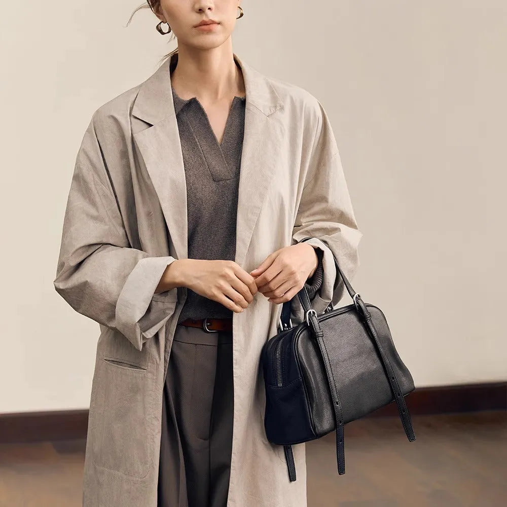 Women's genuine leather retro shoulder bag in horizontal square shape with double straps