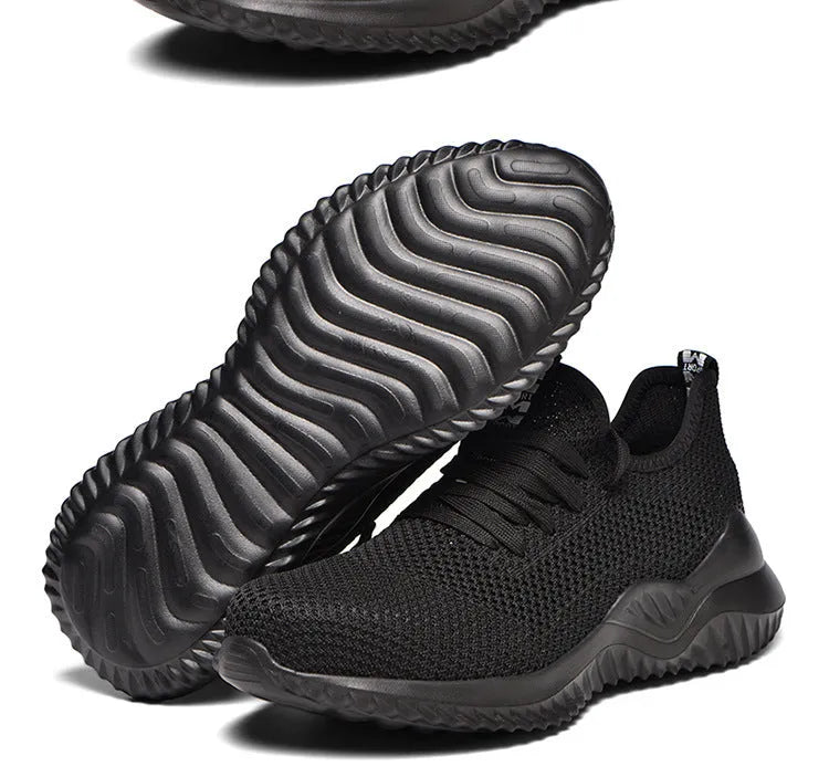 Work safety shoes with steel toe cap in black colour showing low-cut EVA construction