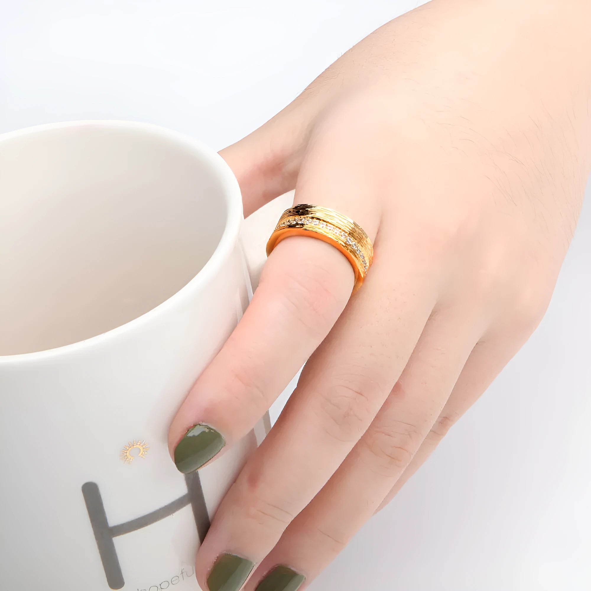 Gold geometric zircon ring for women on a white background, showing detailed metalwork and size options 6, 7, 8.