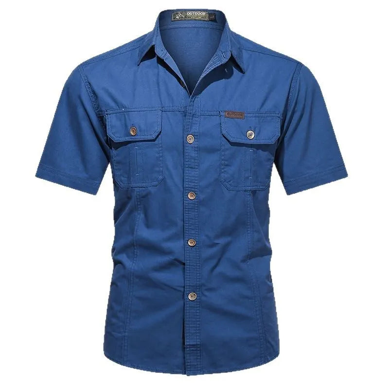 Men's short sleeve cotton work shirt in loose fit with non-ironing treatment