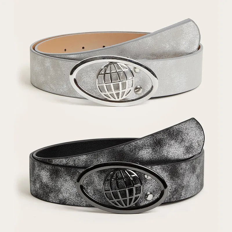 Retro oval alloy buckle on a thick grey white PU leather ladies belt, shown laid flat.