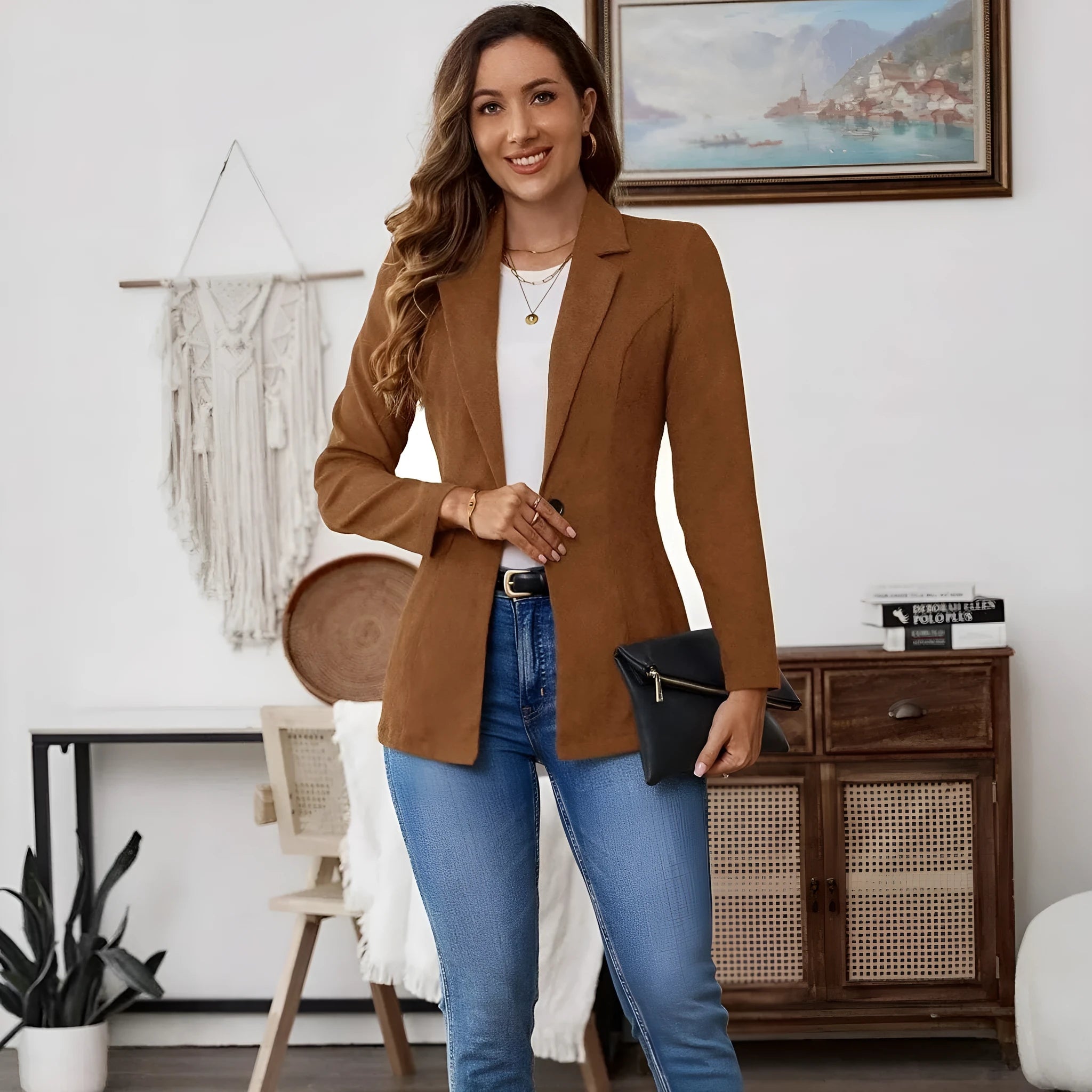 Brown single-breasted men's leisure coat with lapel collar and long sleeves