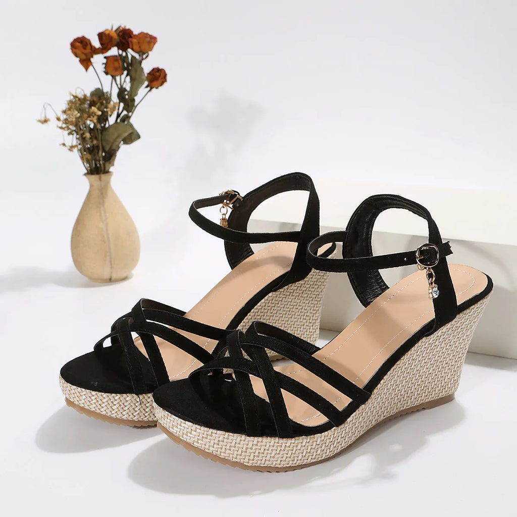 Women's wedge sandals with fish mouth toe in black and beige colour options