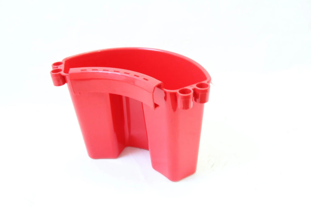 Car washing bucket in choice of four colours: black, red, blue or pink