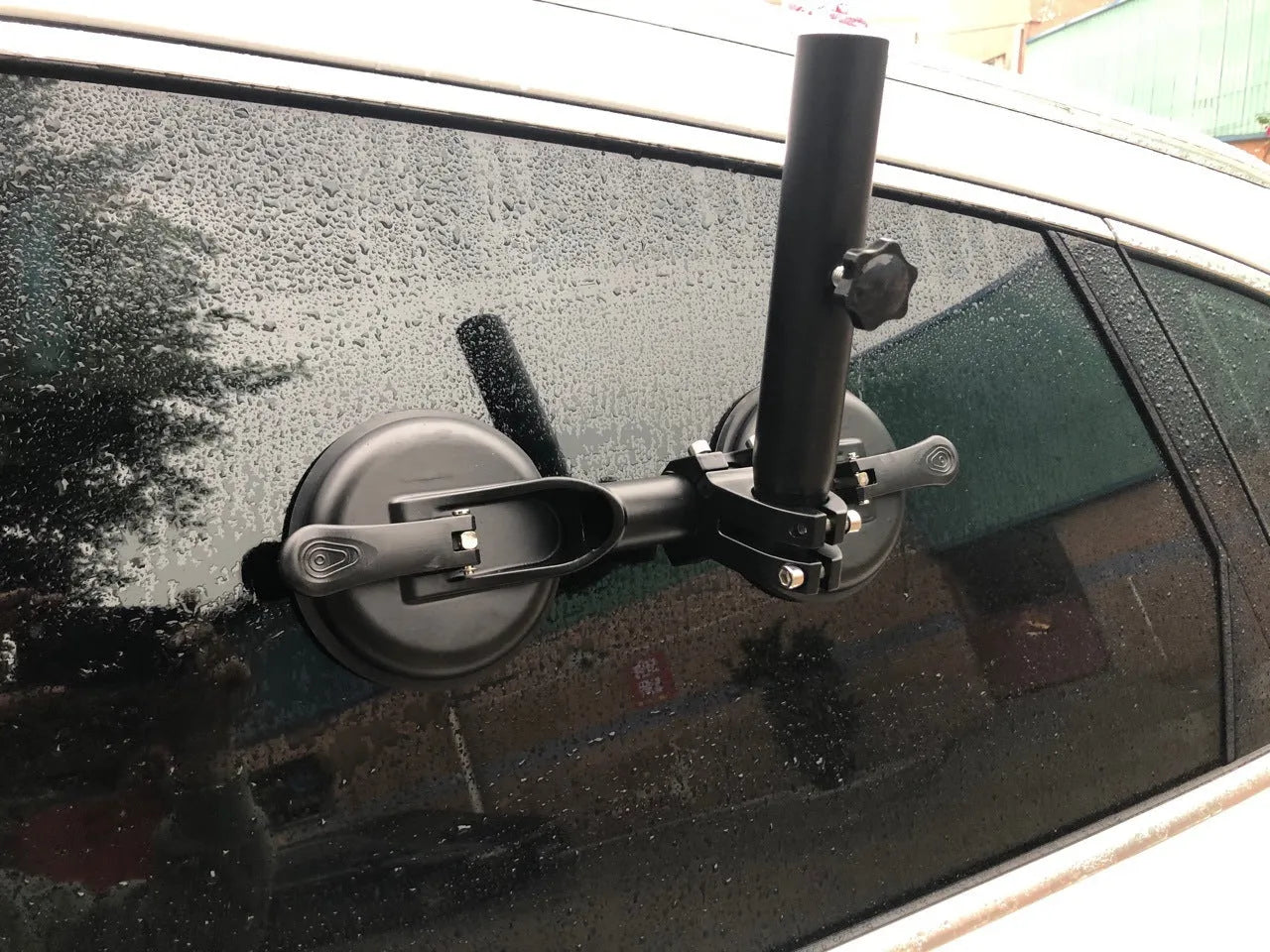 Black off-road car sucker mount with round rubber disc for windscreen flag attachment