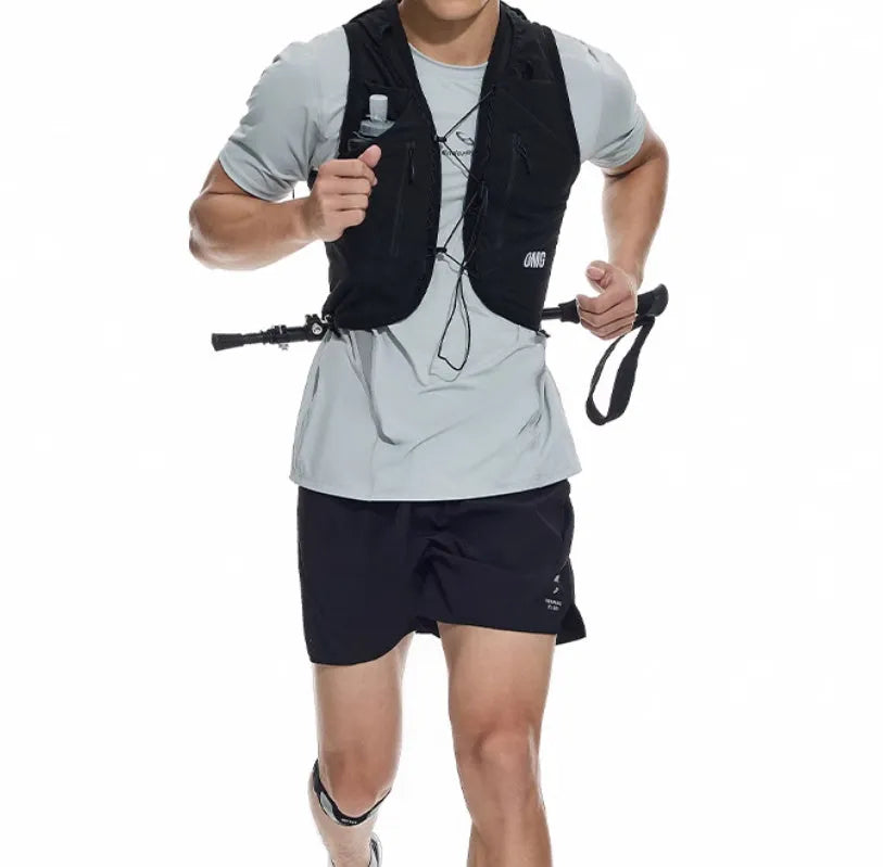 Men's four-point stretch running shorts with laser stitching in black or blue