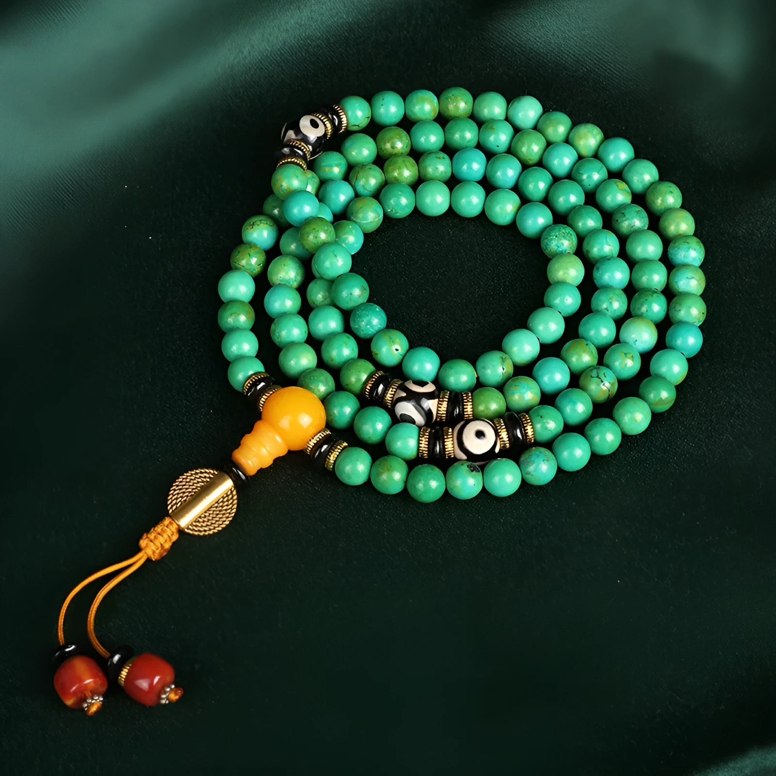 Natural turquoise bracelet with 108 round 8mm polished beads in national style design
