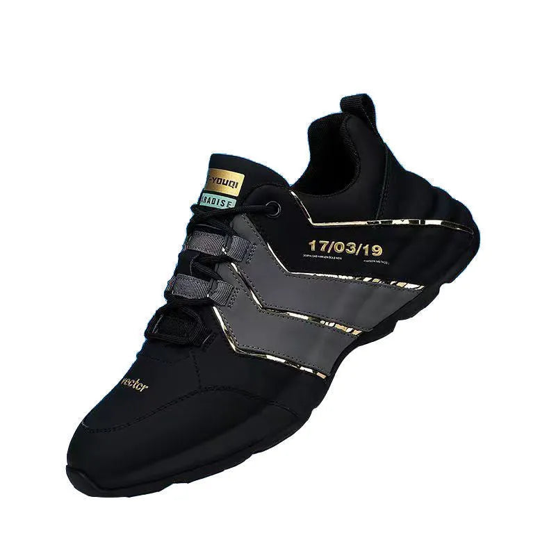 Casual sneakers with mesh lining and plastic soles in black and grey colour