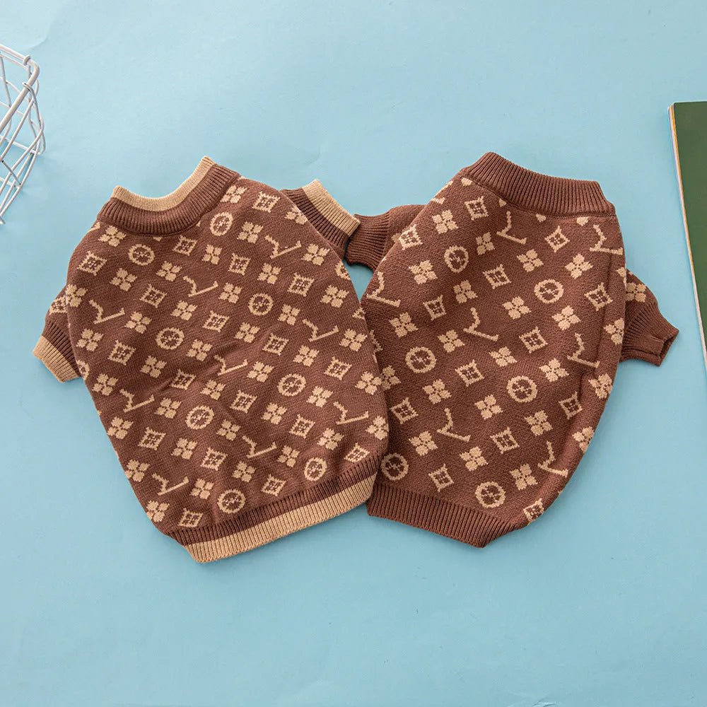 Thick wool blend dog sweater in European style for winter wear
