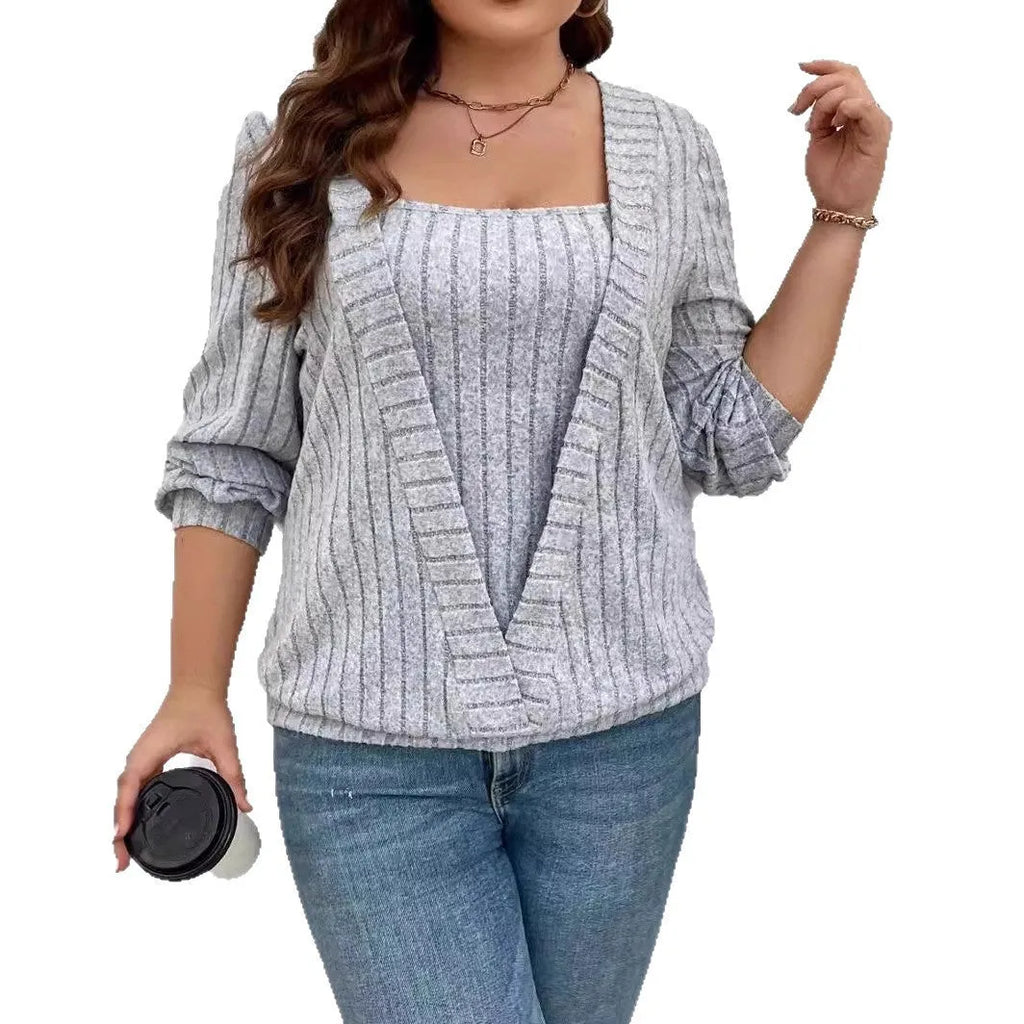Women's solid colour V-neck false two-piece suit top with long sleeves in loose fit.