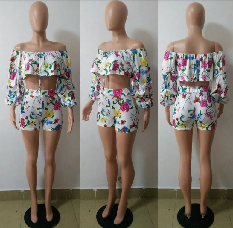 Women's two-piece pyjama set with fleece-lined sleeves and multicolour digital geometric print