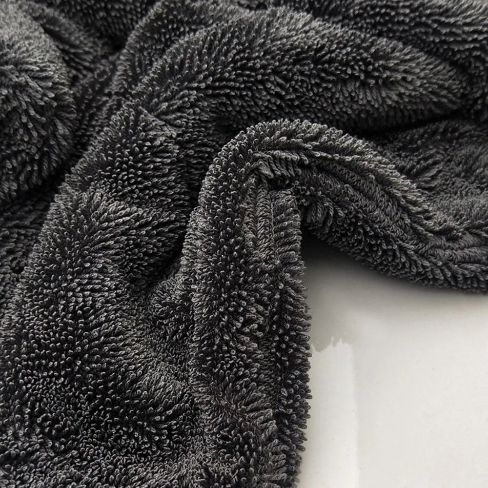 Grey microfibre car wash towel measuring 40x40cm for vehicle cleaning and water absorption