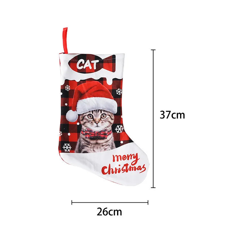 Green and black plaid cloth Christmas wall hanging with printed cat design, 26x36cm