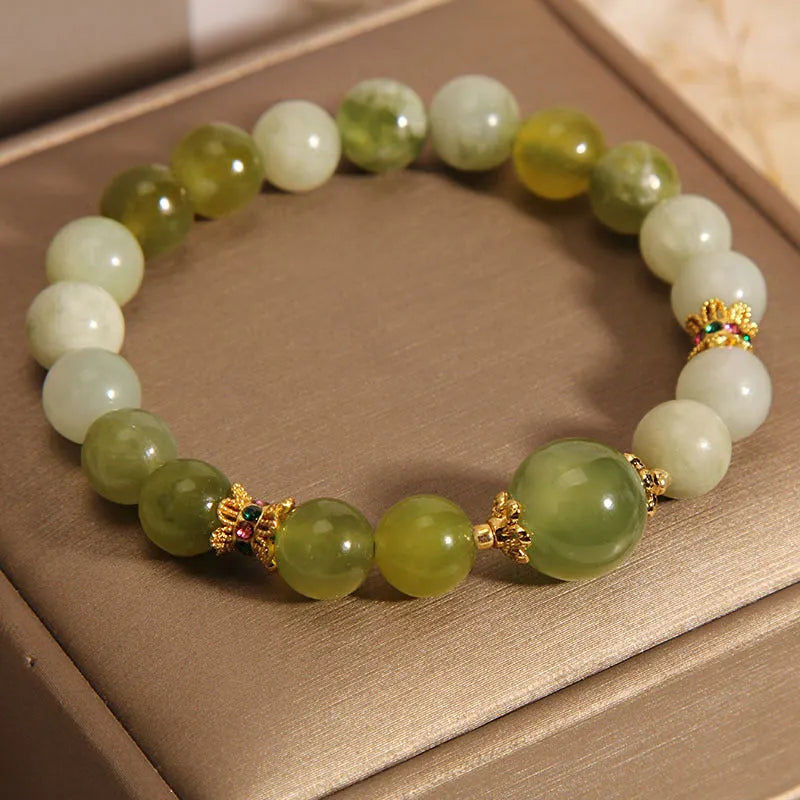 Original design Mori style women's bracelet crafted from green Xiuyan jade