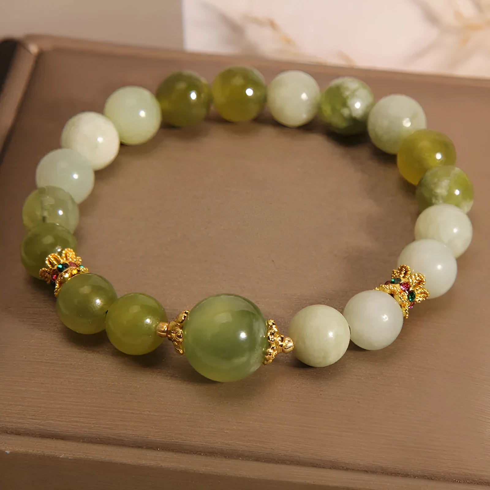 Original design Mori style women's bracelet crafted from green Xiuyan jade