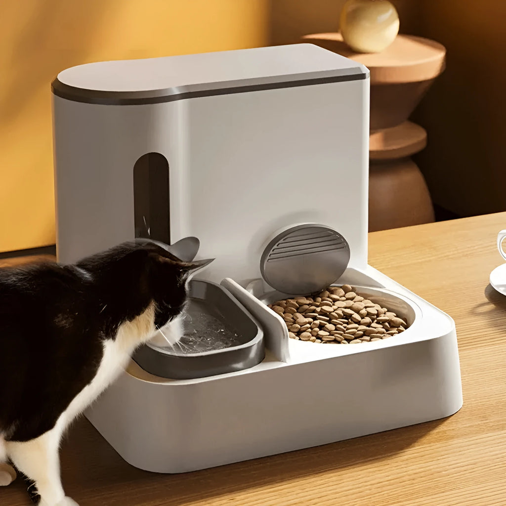 Cat automatic feeder water dispenser with integrated double bowl system in grey, yellow or green
