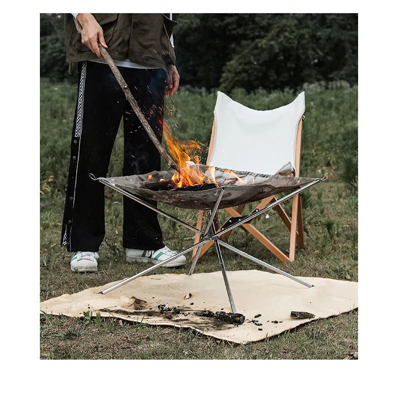 Stainless steel barbecue net grill in silver colour, large and medium size options
