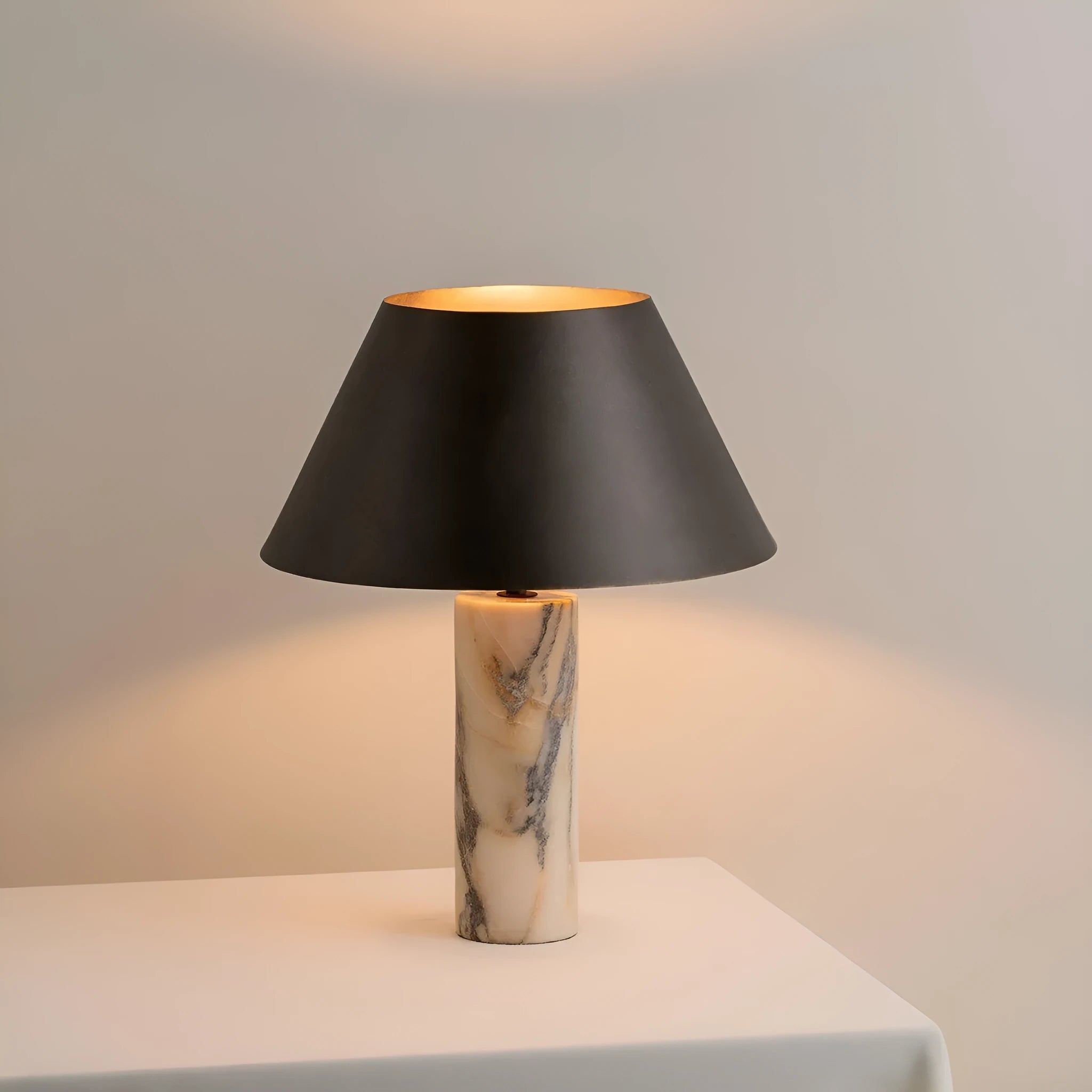 Black marble modern simple design table lamp with EU and US power plug options