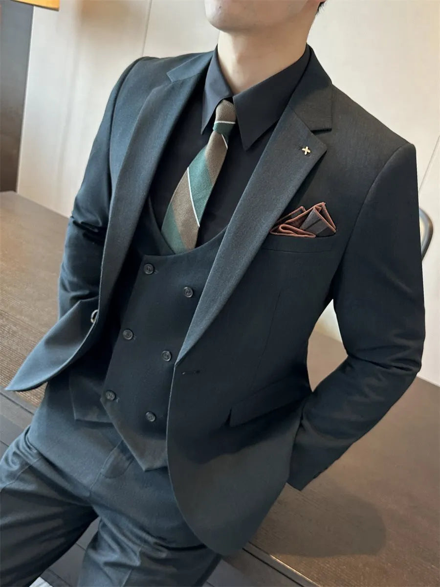 Men's slim fit business blazer in a dark green viscose blend fabric, shown on a model.