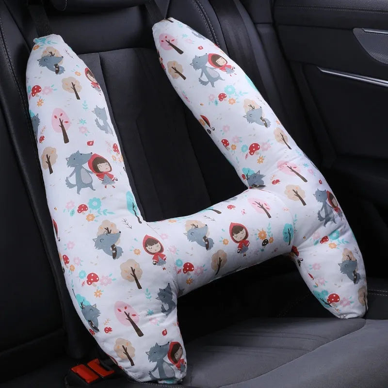 55x70cm car pillow with U-shaped design for headrest mounting and neck support