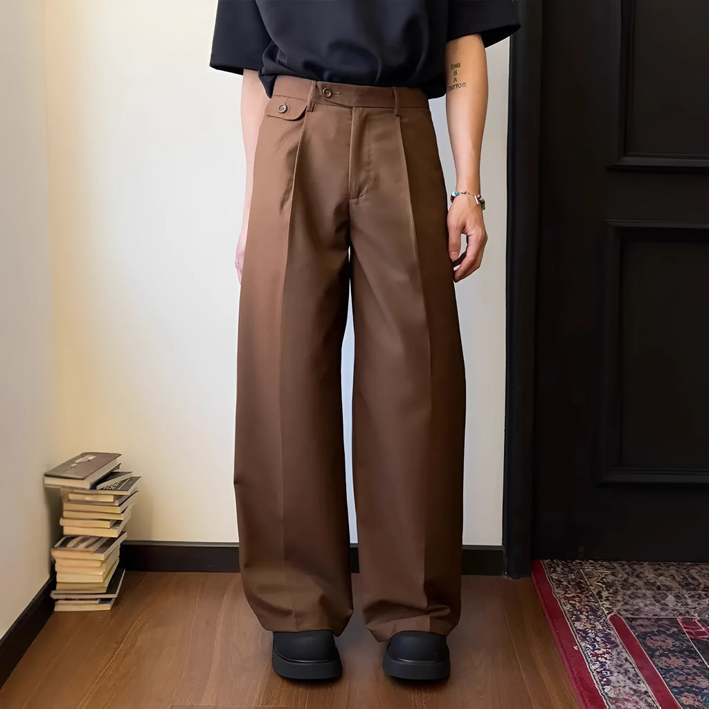 Man wearing brown straight-leg loose wide-leg casual suit pants made from polyester blend fabric