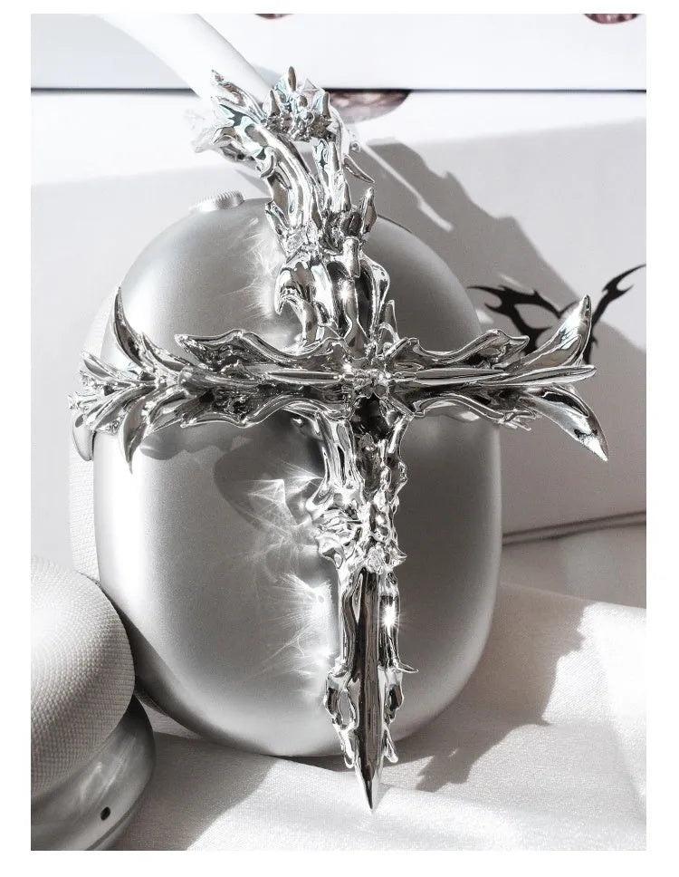 Gothic cross design hard resin headphone cover for Apple AirPods Max in silver colour
