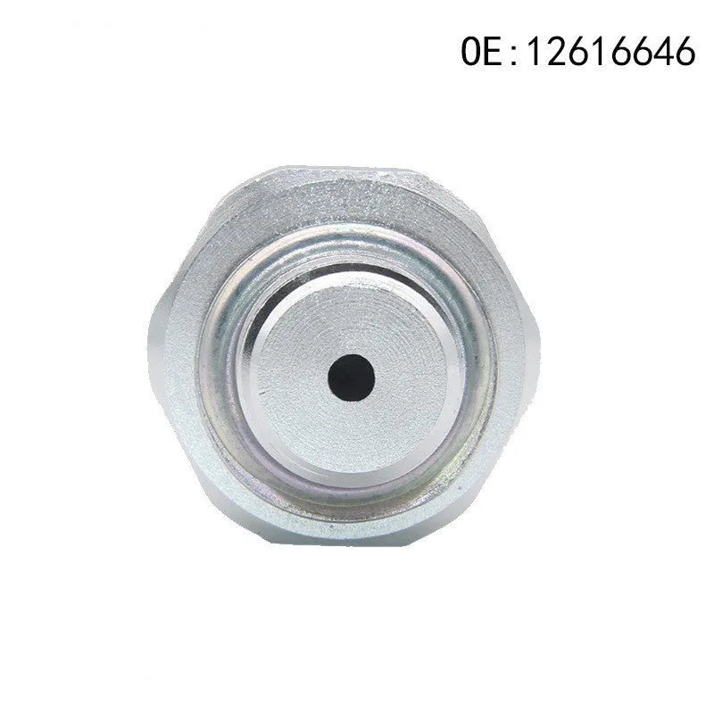 Silver-coloured metal automotive fuel pressure sensor for models 12616646 12677836 D1846A.
