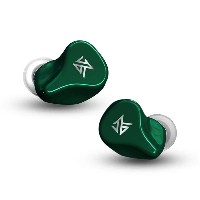 Z1 wireless Bluetooth in-ear headphones in black and green colour options.