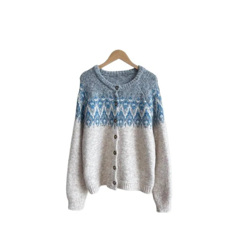 Women's jacquard knit sweater coat with colour contrast patterning in loose free size fit