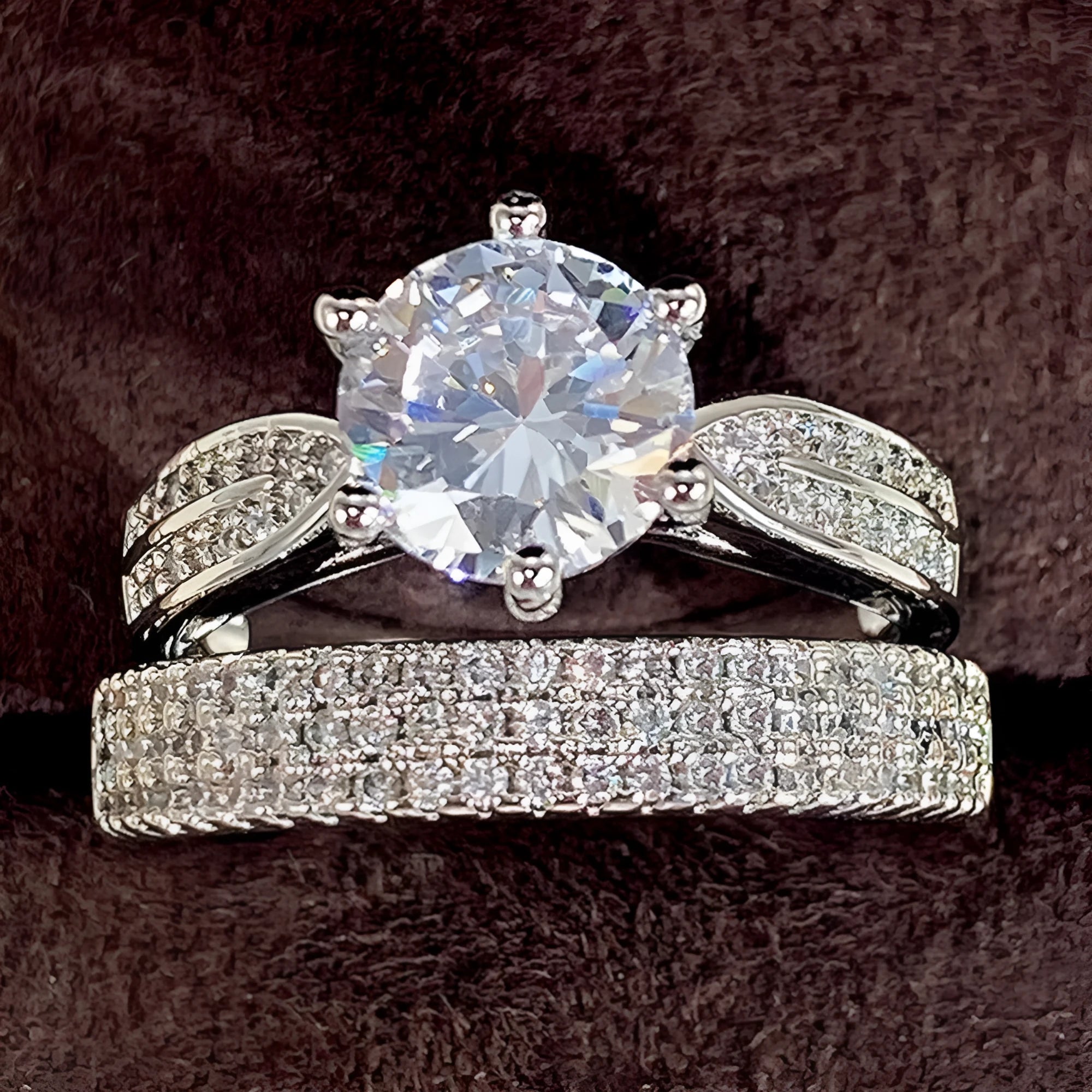 Alloy wedding ring with white gold colour finish showing geometry design and round elements
