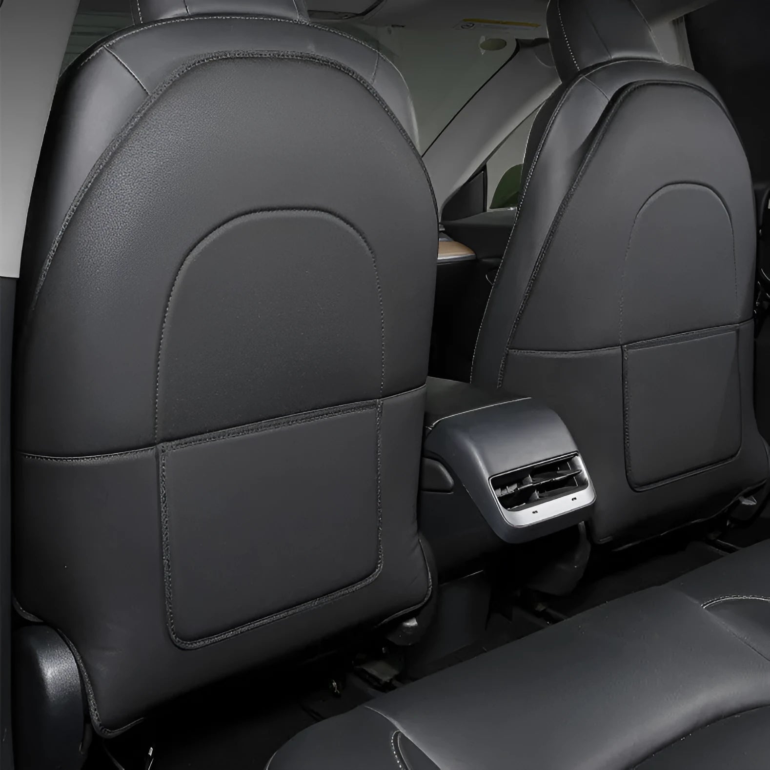 Black leather rear seat anti-kick pad with single pocket, dimensions 68cm by 42cm