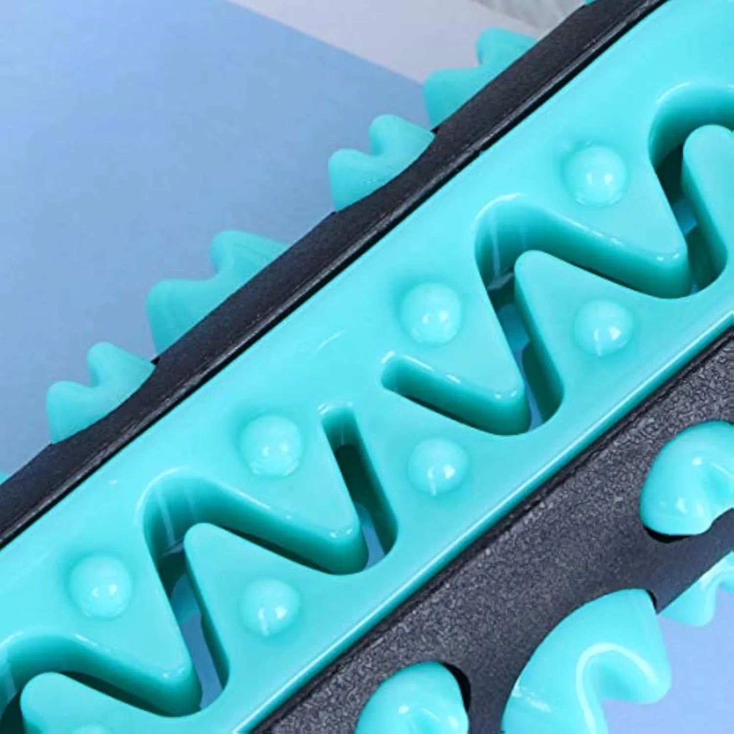 15 cm natural rubber dog dental chew toy in blue, green, yellow, or black blue for teeth cleaning
