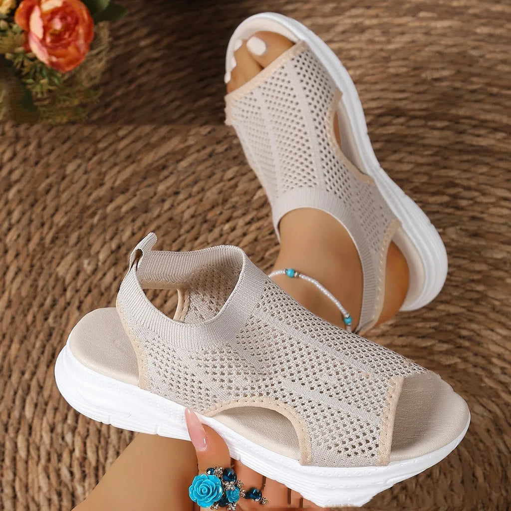 Women's black platform sports sandals with mesh lining and rubber sole