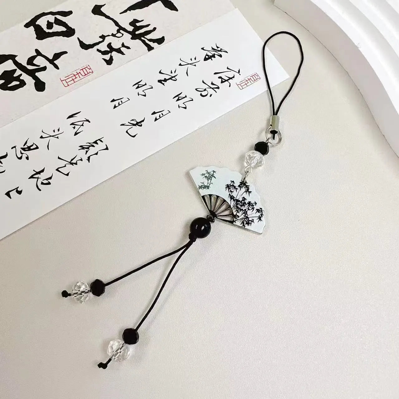 Chinese style beaded pendant keychain with flower pattern and baking varnish finish for schoolbag decoration