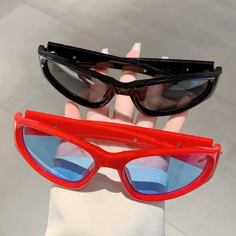 Outdoor sports windproof sunglasses with PC frame in black frame blue lens and other color options for fashion commuter use