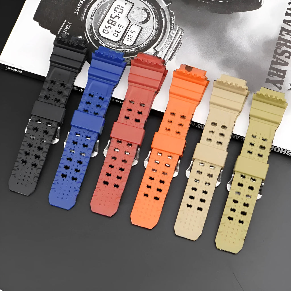 Camouflage pattern TPU rubber watch strap with silver buckle measuring 12+7cm length