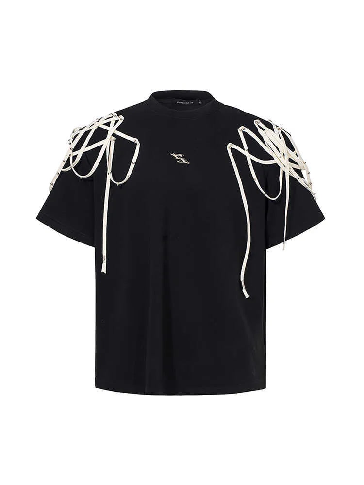 Black loose-fit short-sleeved T-shirt with padded shoulders and rivet ribbon detail.